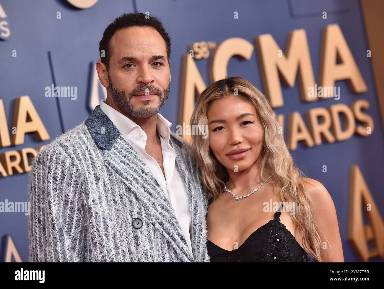 Nashville, Stati Uniti. 20 novembre 2024. Daniel Sunjata arriva al 58° Annual Country Music Association Awards tenutosi alla Bridgestone Arena il 20 novembre 2024 a Nashville, Tennessee. © OConnor-Arroyo/AFF-USA.com crediti: AFF/Alamy Live News Foto Stock