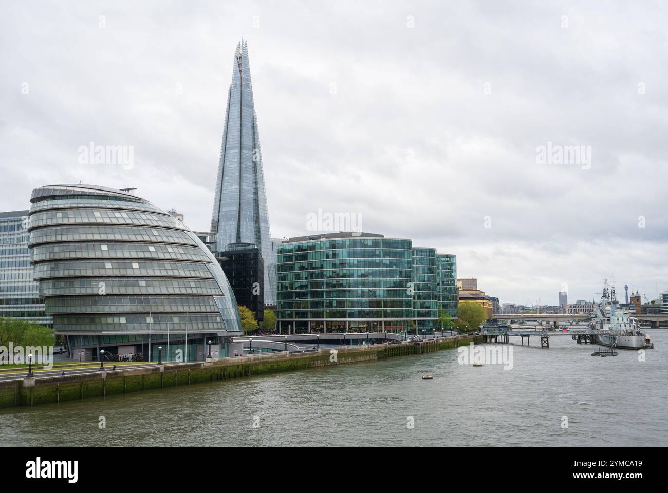 The Shard, Shard London Bridge ed ex London Bridge Tower, a Bermondsey, Londra, Regno Unito Foto Stock