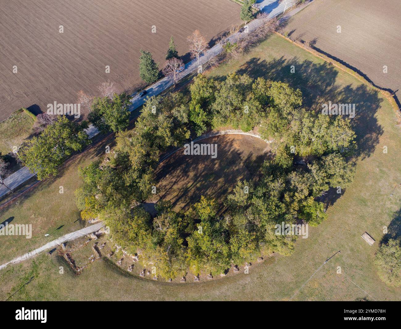 Urbisaglia (Marche-provincia di Macerata). Area archeologica di Urbs Salvia. Anfiteatro Romano Foto Stock