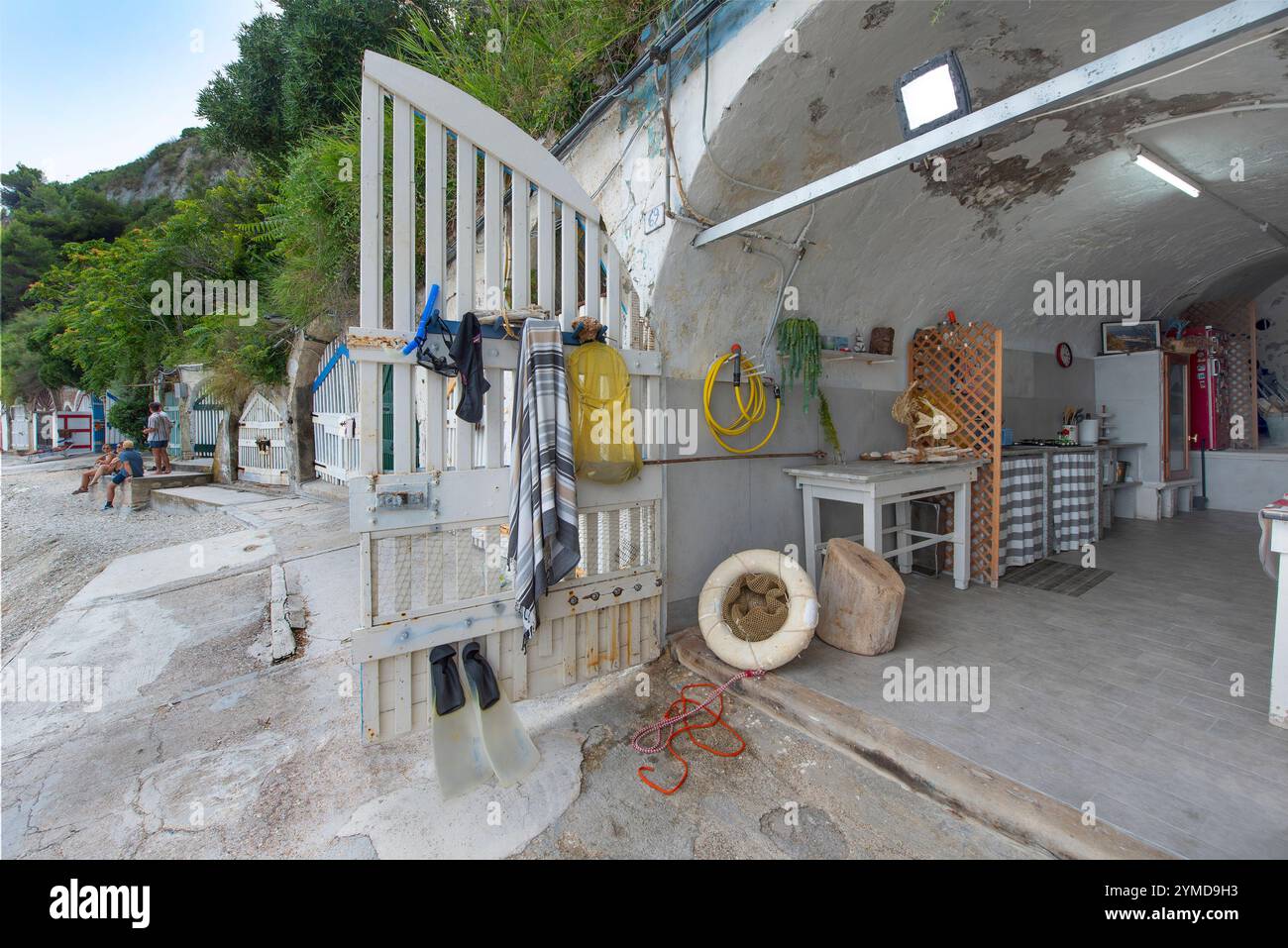Ancona. Zona del Passetto. Una delle grotte caratteristiche Foto Stock