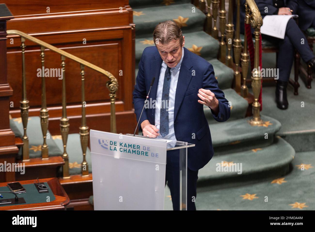 Bruxelles, Belgio. 21 novembre 2024. Il ministro della giustizia uscente Paul Van Tigchelt, nella foto di giovedì 21 novembre 2024, durante una sessione plenaria della camera presso il Parlamento federale di Bruxelles. BELGA PHOTO JAMES ARTHUR GEKIERE credito: Belga News Agency/Alamy Live News Foto Stock