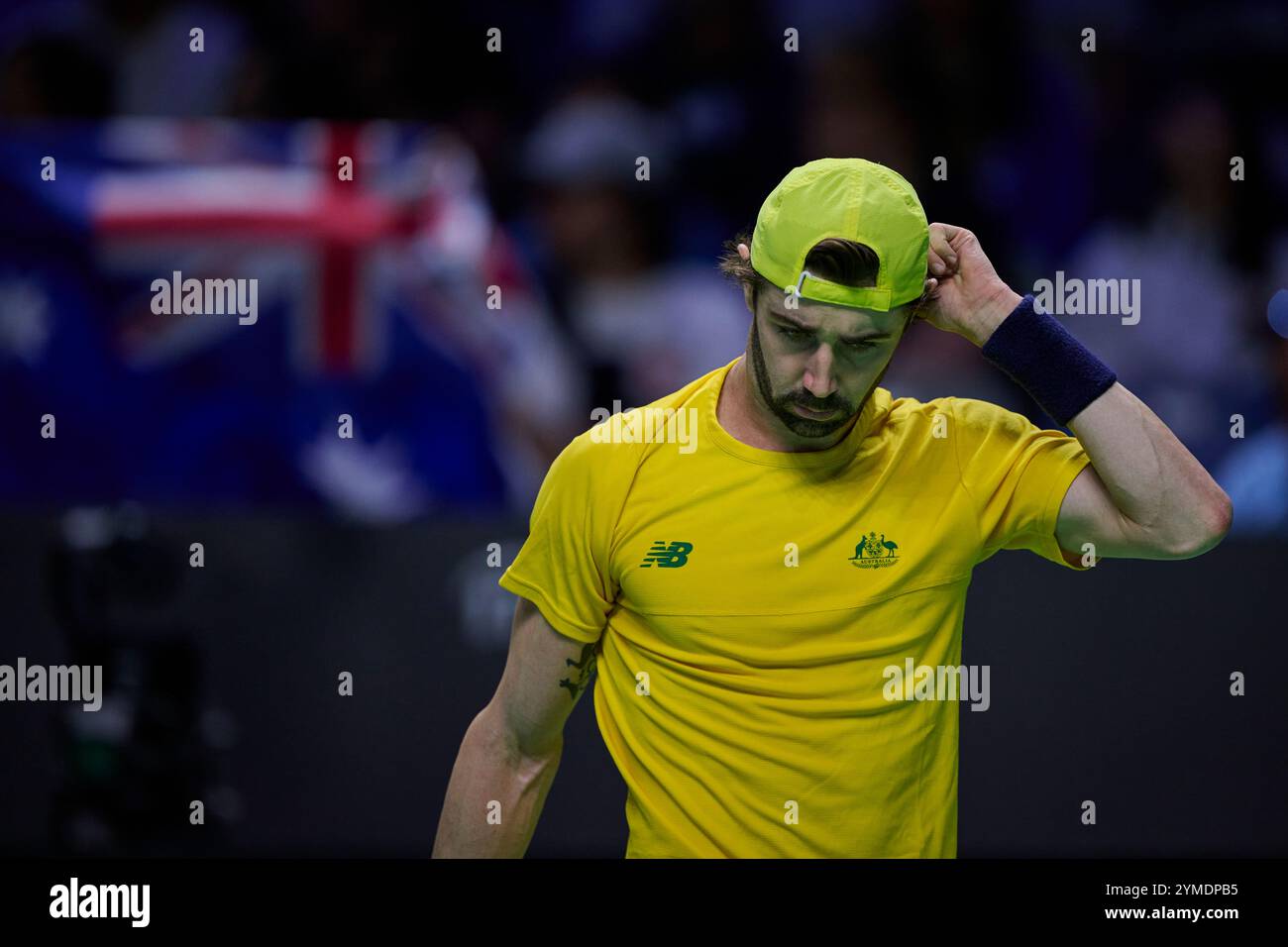 Jordan Thompson e Matthew Ebden (non nella foto) della squadra australiana in azione contro Tommy Paul e Ben Shelton del team USA visto in azione durante i quarti di finale di Coppa Davis 8 doppio match Martin Carpena Arena. Foto Stock