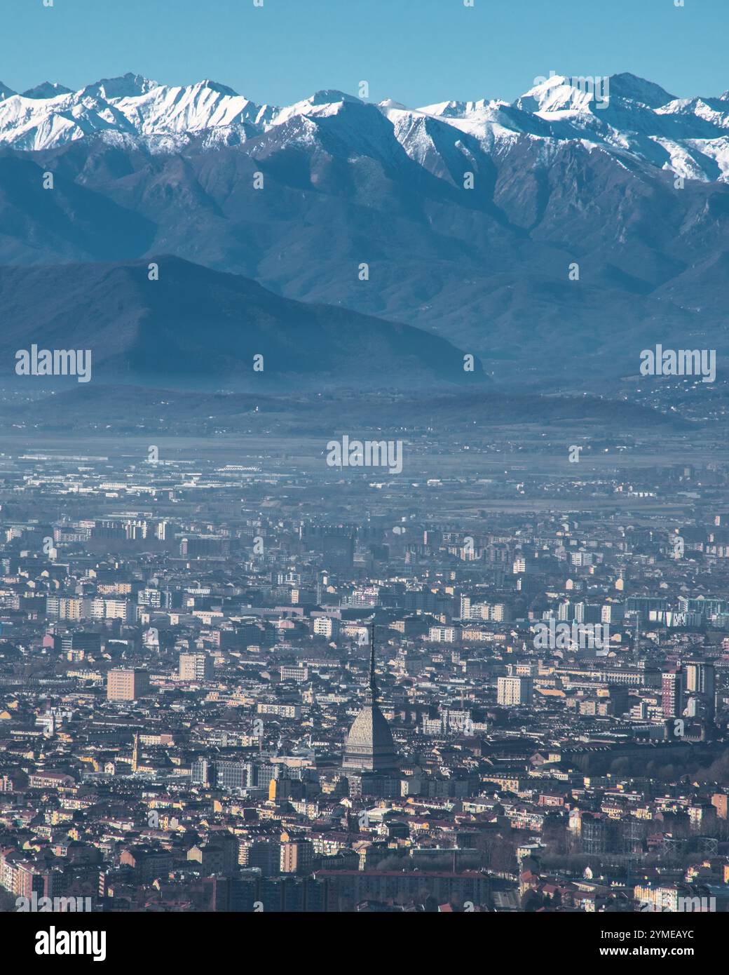 Paesaggi della città di Torino, Italia. Di giorno e di notte. Foto Stock