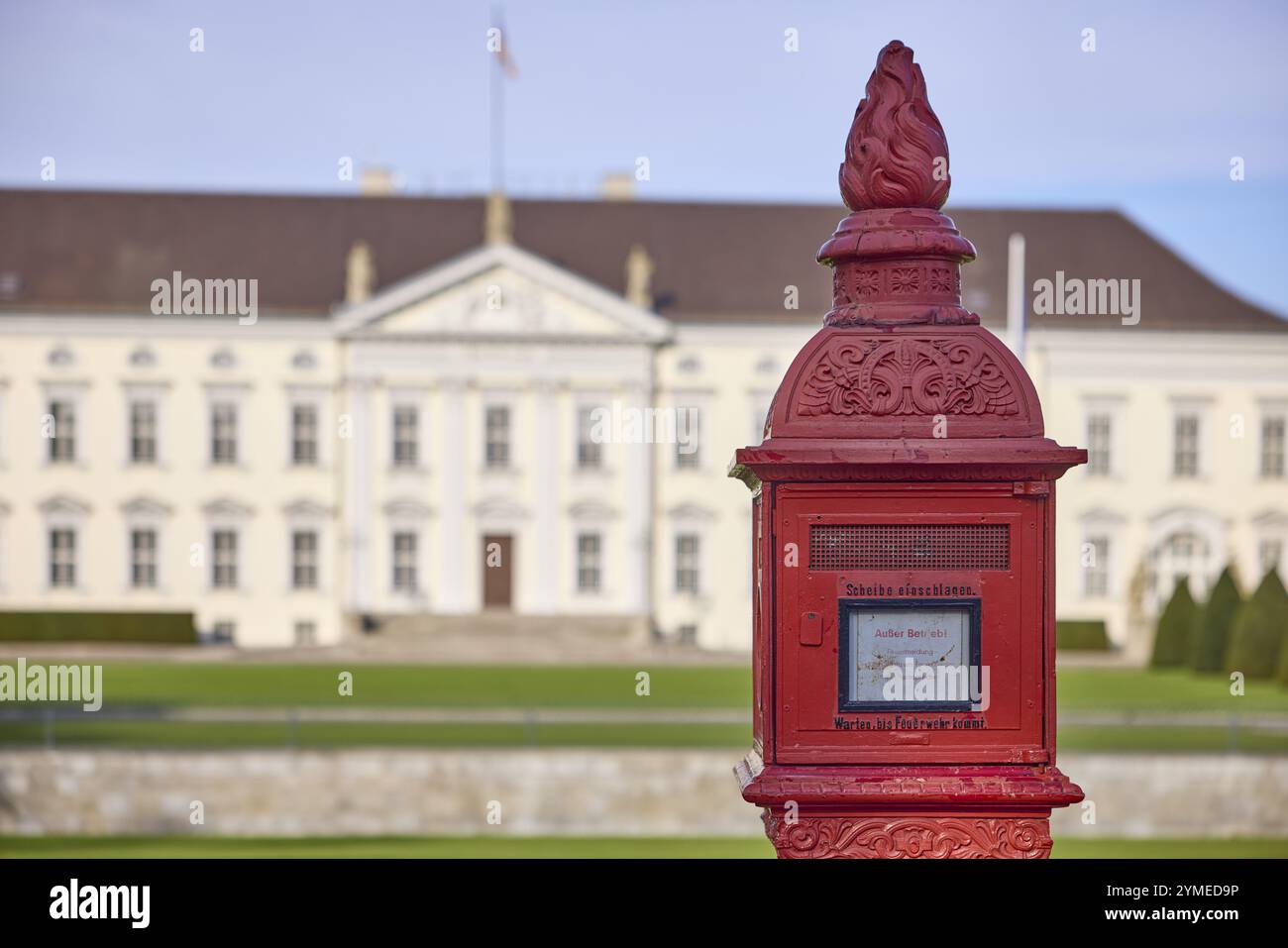 Storico allarme antincendio a Palazzo Bellevue, Spreeweg, Berlino, capitale, città indipendente, stato federale di Berlino, Germania, Europa Foto Stock