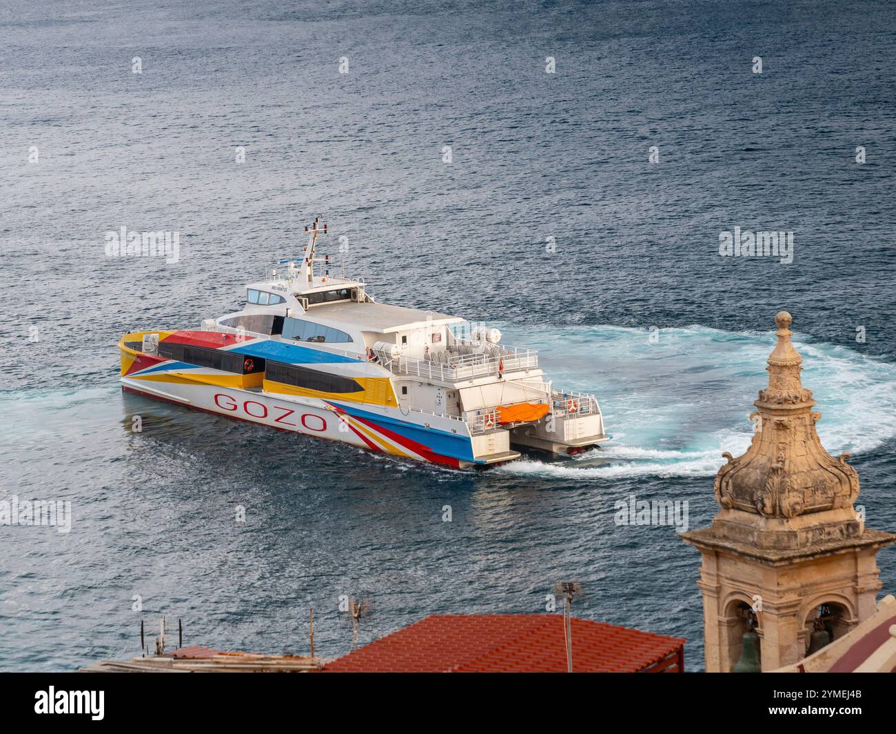 Traghetto veloce per Gozo al Grand Harbour, la Valletta, Malta 2024 Foto Stock