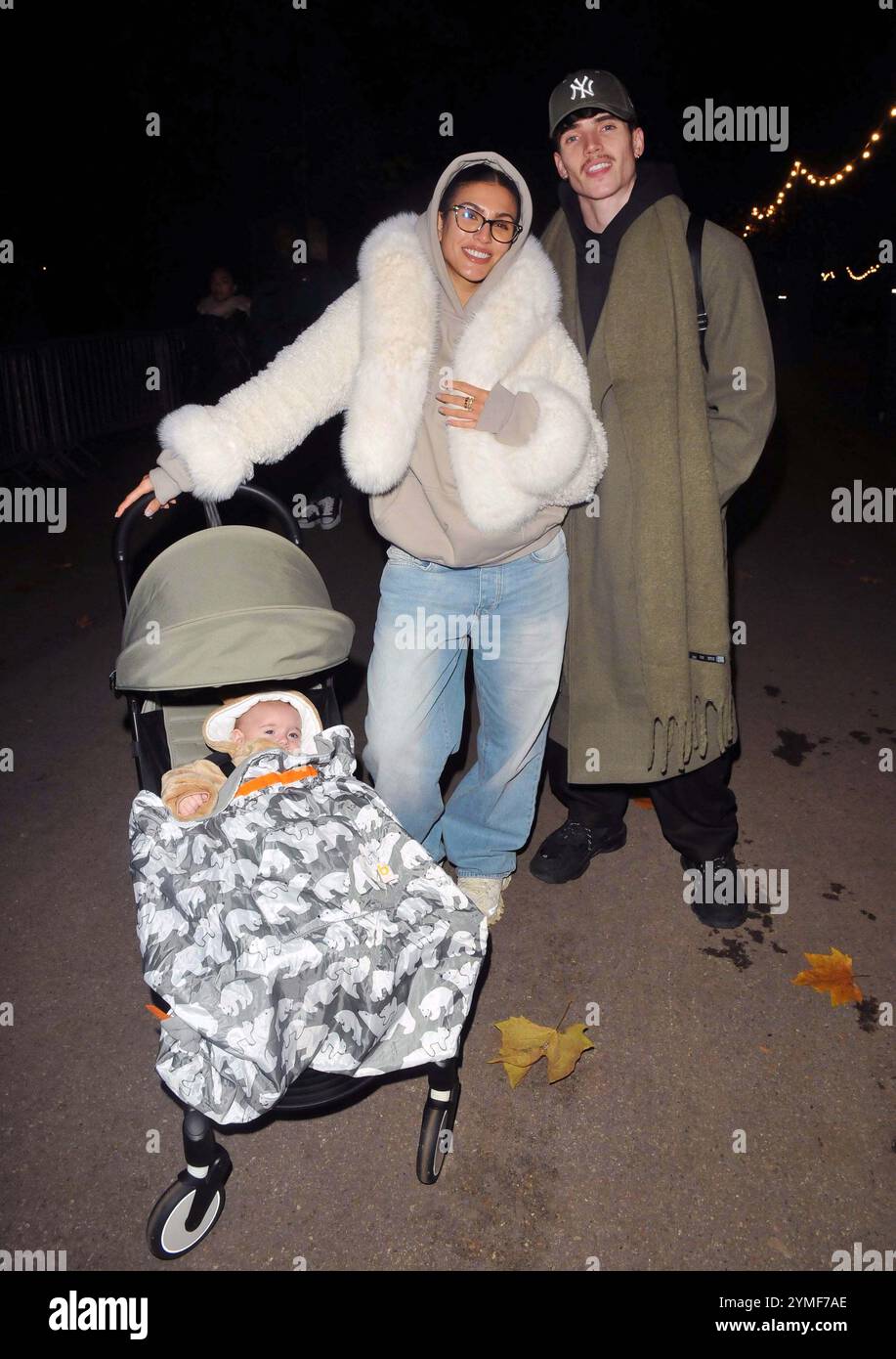 Londra, Regno Unito. 20 novembre 2024. Emily Faye Miller e Cam Holmes e baby al lancio VIP di Hyde Park Winter Wonderland, Hyde Park, mercoledì 20 novembre 2024 a Londra, Inghilterra, Regno Unito. CAP/CAN © CAN/Capital Pictures credito: Capital Pictures/Alamy Live News Foto Stock