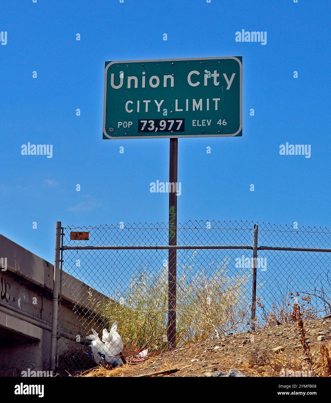 Union City, indicazione per il limite della città lungo l'Interstate 880, Nimitz Freeway in California Foto Stock