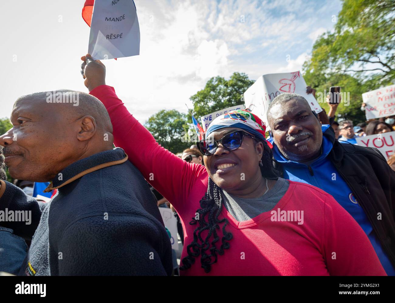 24 settembre 2024. Boston, Massachusetts. Più di 150 persone si sono radunate al monumento "The Embrace" del Boston Common Tuesday per mostrare sostegno alle comunità haitiane AC Foto Stock