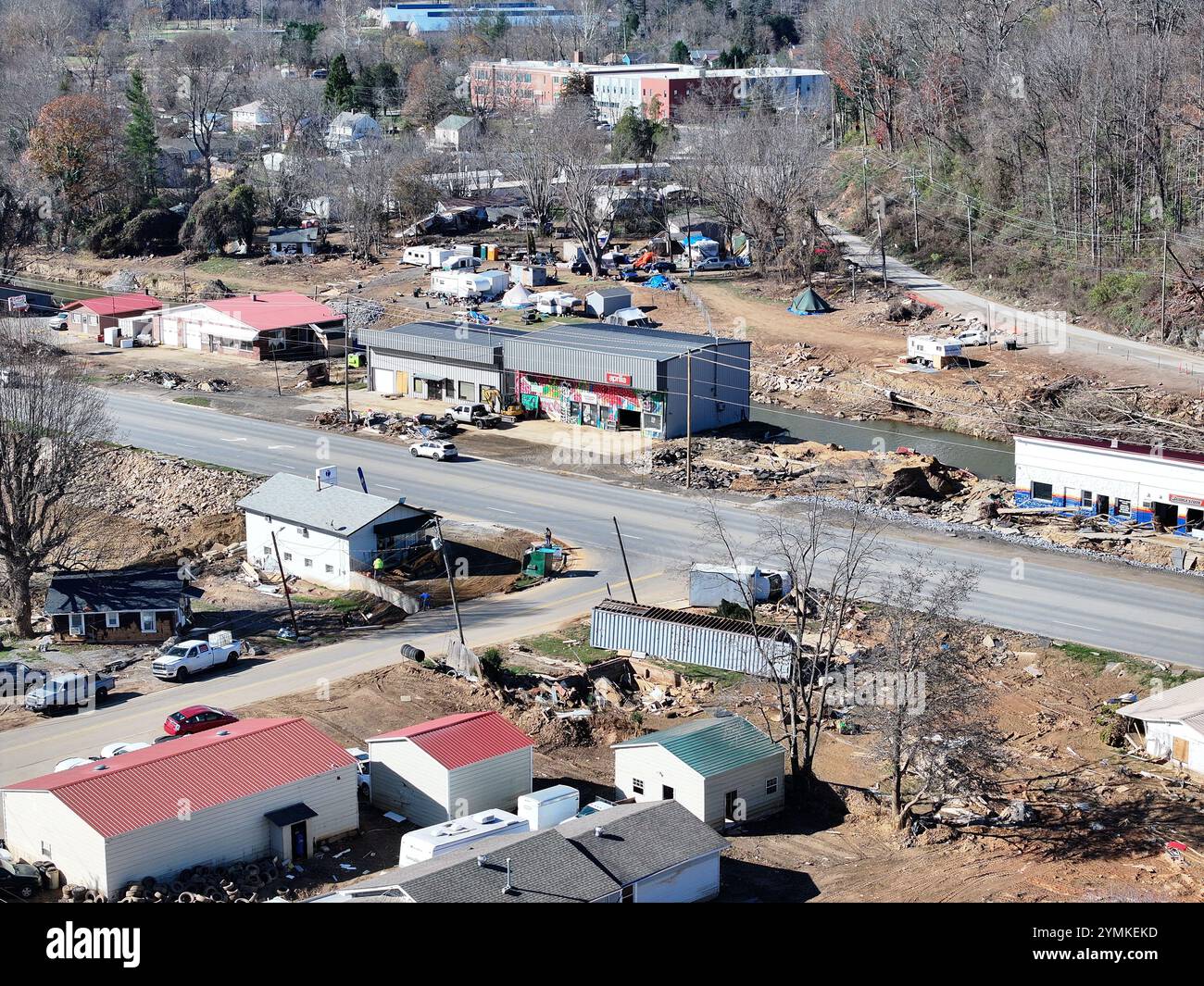 Asheville NC-Nov 21 Vista dei danni della tempesta ad Asheville, Biltmore e Art District North Carolina dall'uragano Helene il 21 novembre 2024 credito: Mpi34 / MediaPunch Foto Stock