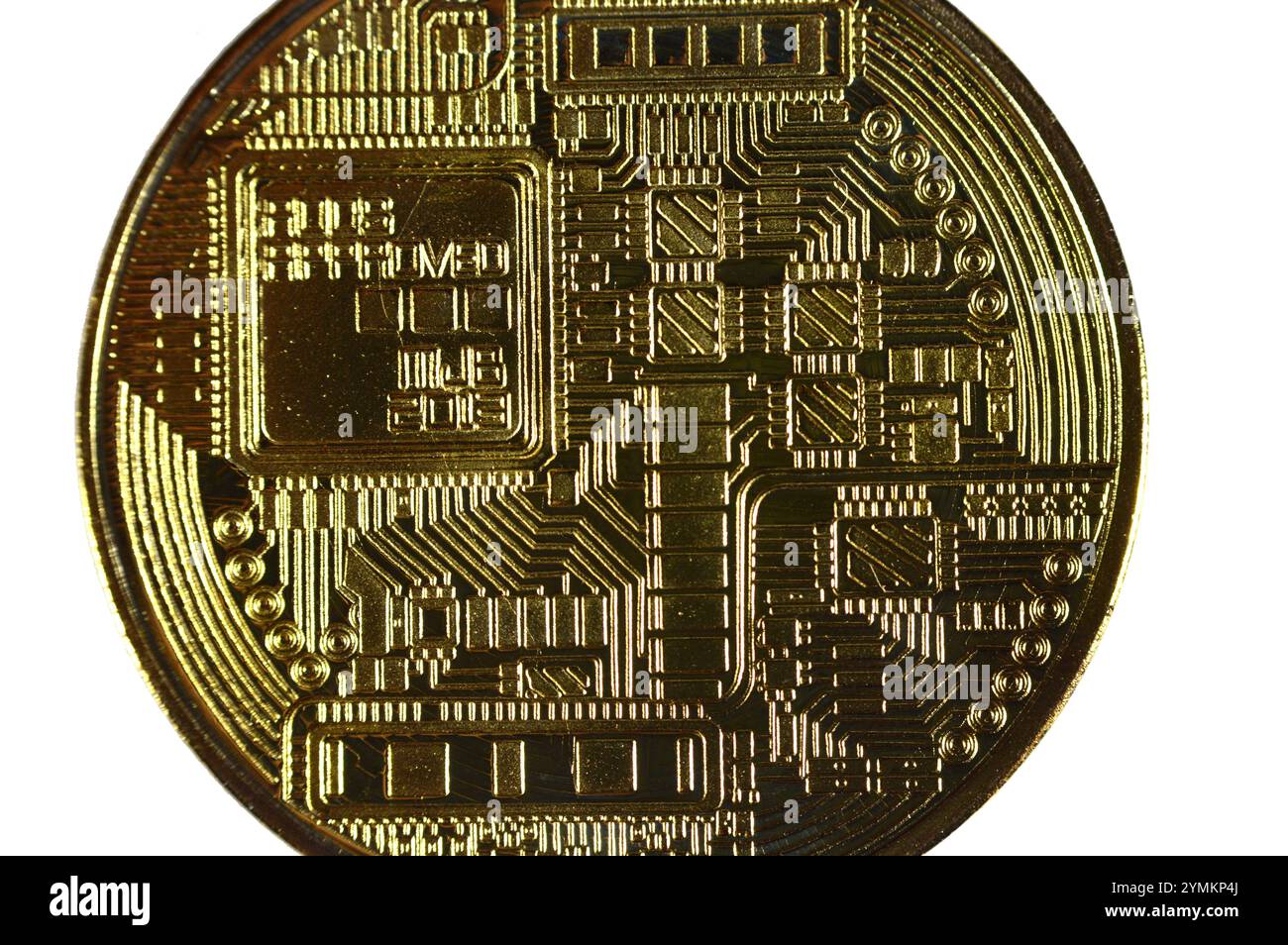 Bitcoin moneta d'oro fisica, BTC la prima criptovaluta decentralizzata, i nodi della rete bitcoin peer-to-peer verificano le transazioni tramite crittografia Foto Stock