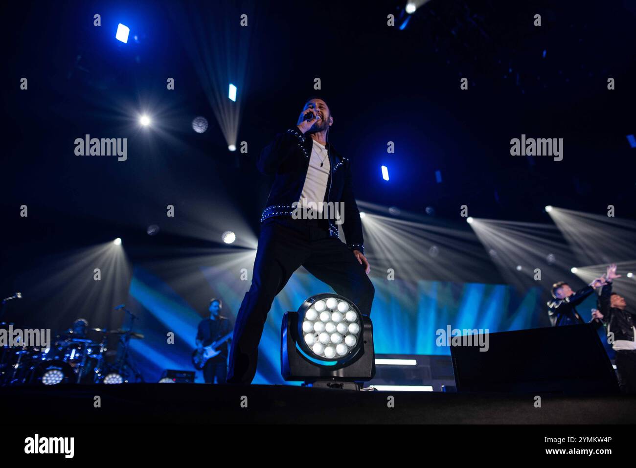 Concerto di musica - BLU - la grande festa Blu / Antonio Costa durante IL BLU - la grande festa, Concerto di musica a Napoli, Italia, 21 novembre 2024 Napoli Palapartenope Italia Copyright: XAlfonsoxMariaxSalsanox/xLiveMediax LPM 1616976 Foto Stock