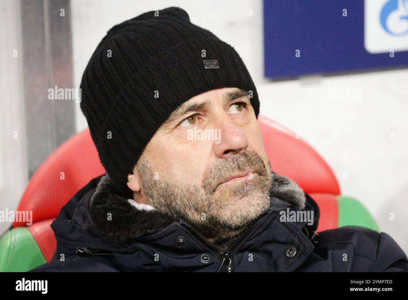 Peter Bosz del Bayer 04 Leverkusen prima della partita di UEFA Champions League tra FC Lokomotiv Mosca e FC Bayer 04 Leverkusen allo Stadion Loko Foto Stock