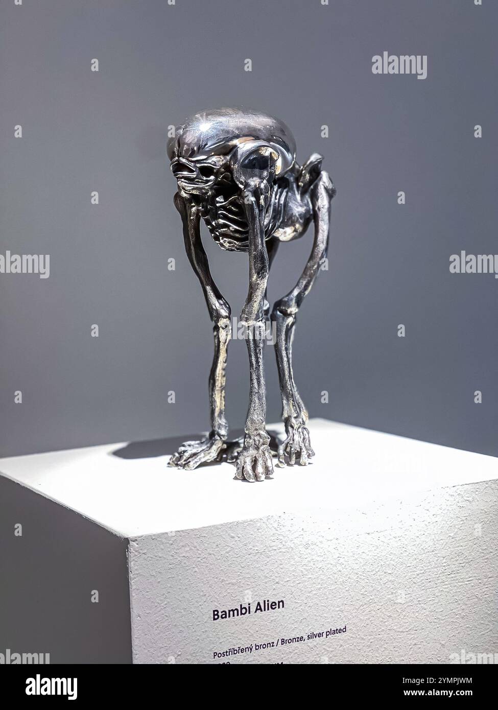 Hluboka nad Vltavou, repubblica Ceca - 10 giugno 2023. Mostra di H.R. Giger ad Ales South Bohemian Gallery Foto Stock