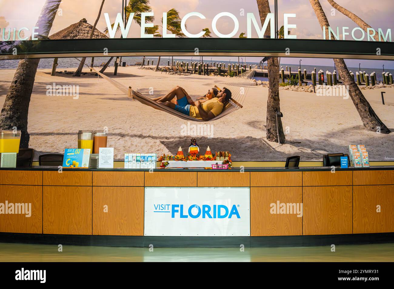 Banco informazioni del Florida Welcome Center e Juice bar vicino alla linea statale Florida/Georgia lungo la i-75. (USA) Foto Stock