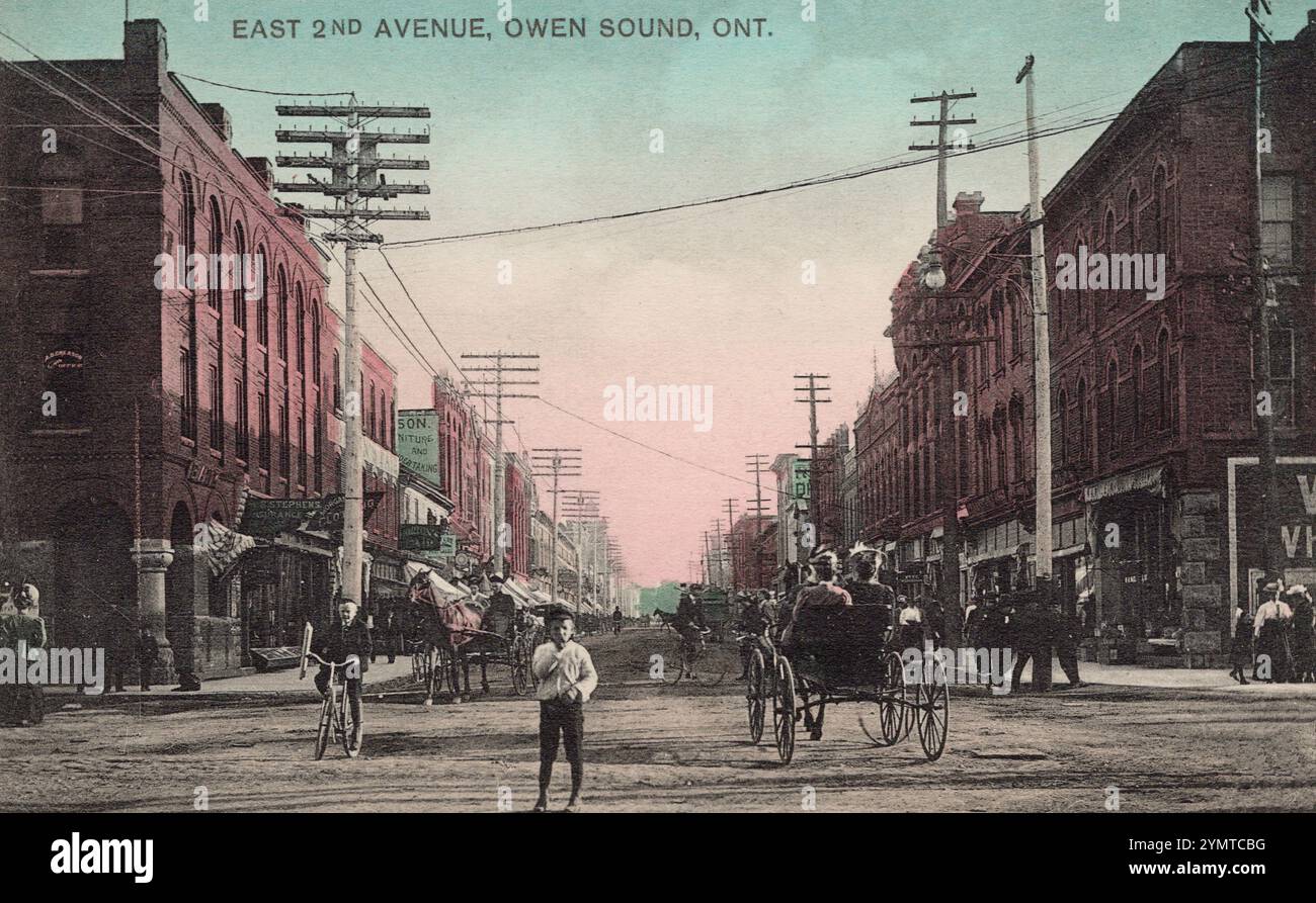 East 2nd Avenue, Owen Sound Ontario Canada, circa 1912 cartoline. fotografo non identificato Foto Stock