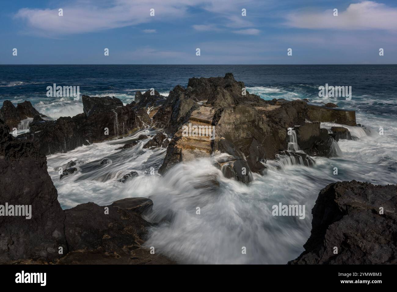 Porto da Eira è un ex porto di pescatori nella parrocchia di Cedros, isola di Faial, Azzorre. Foto Stock