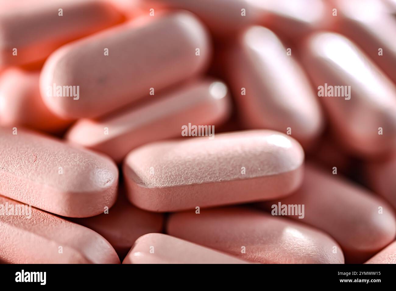 Composizione con pillole. Prodotti farmaceutici. Foto Stock