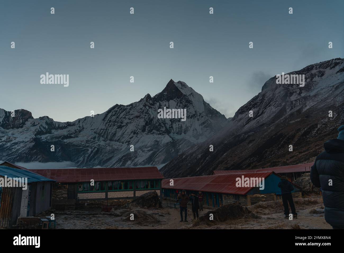 Machapuchare Mountain in Nepal, novembre 2024 Foto Stock