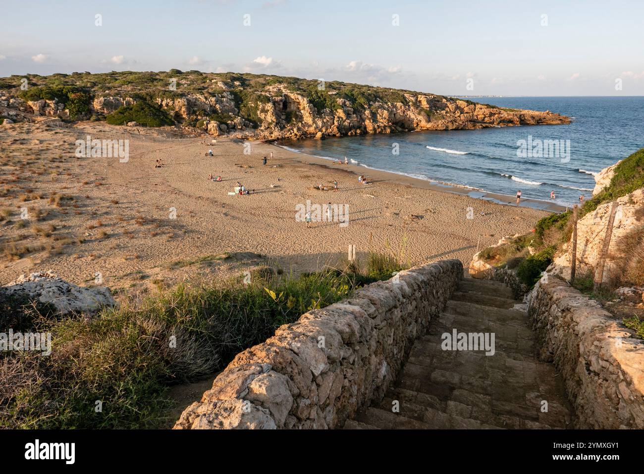 Spiaggia di Calamosche nella riserva naturale di Vendicari in Sicilia Sud Orientale, Italia. Crediti fotografici: Sam Mellish Foto Stock