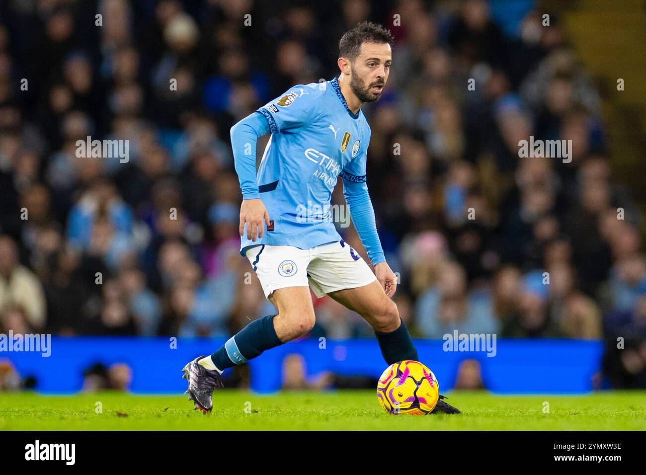 Bernardo Silva #20 del Manchester City F.C. durante la partita di Premier League tra Manchester City e Tottenham Hotspur all'Etihad Stadium di Manchester, sabato 23 novembre 2024. (Foto: Mike Morese | mi News) crediti: MI News & Sport /Alamy Live News Foto Stock