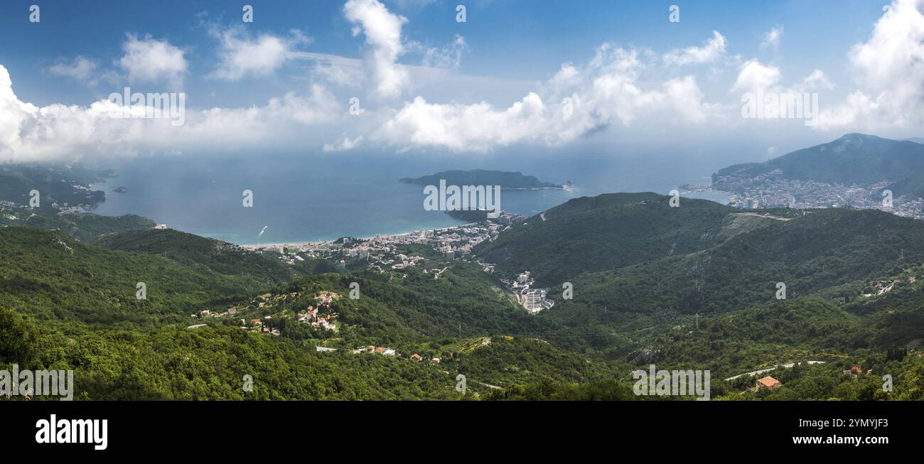 Vista su Becici e Budva in Montenegro Foto Stock