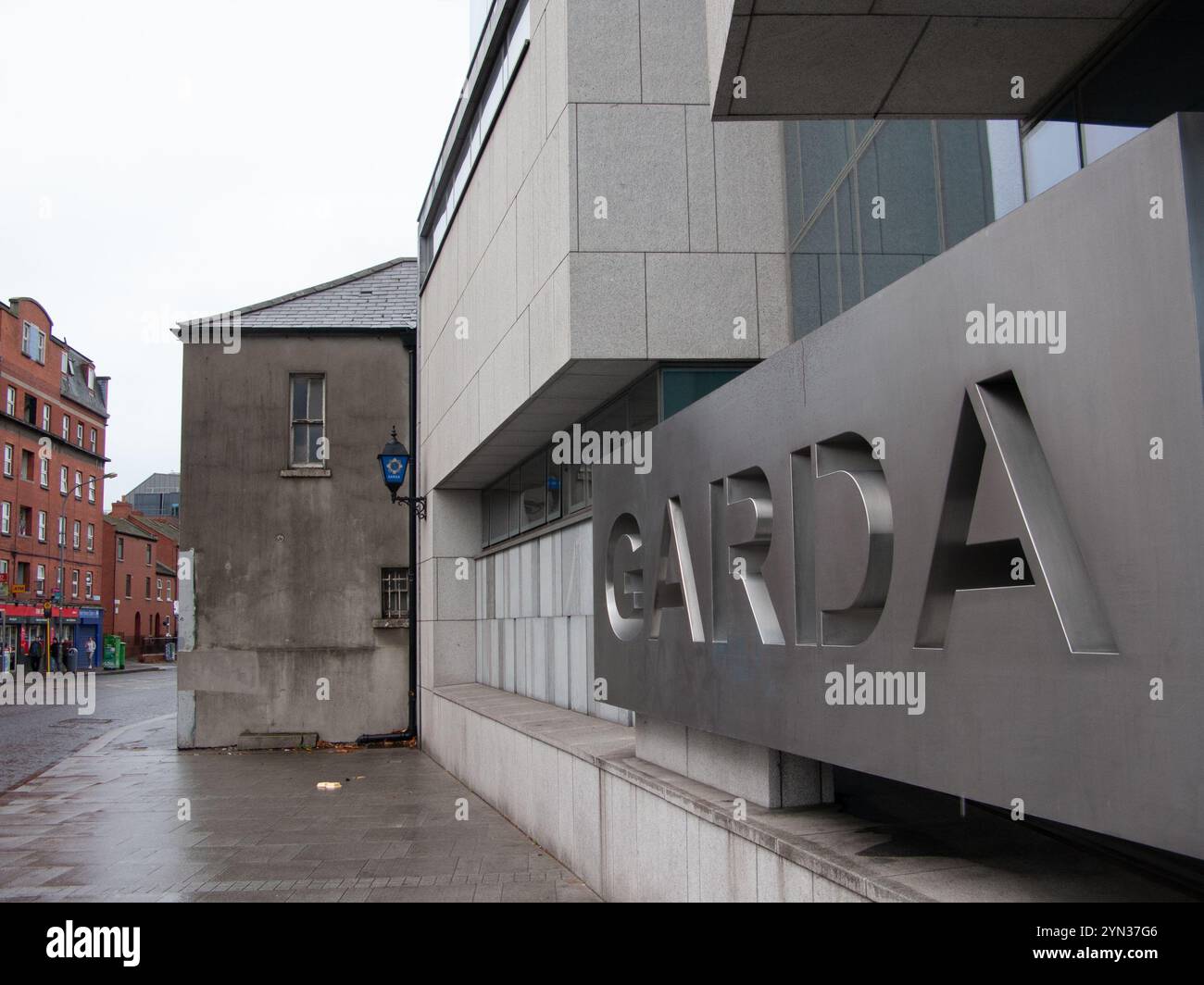 Cartello Garda Síochána, Kevin Street Garda Station, Dublino Foto Stock