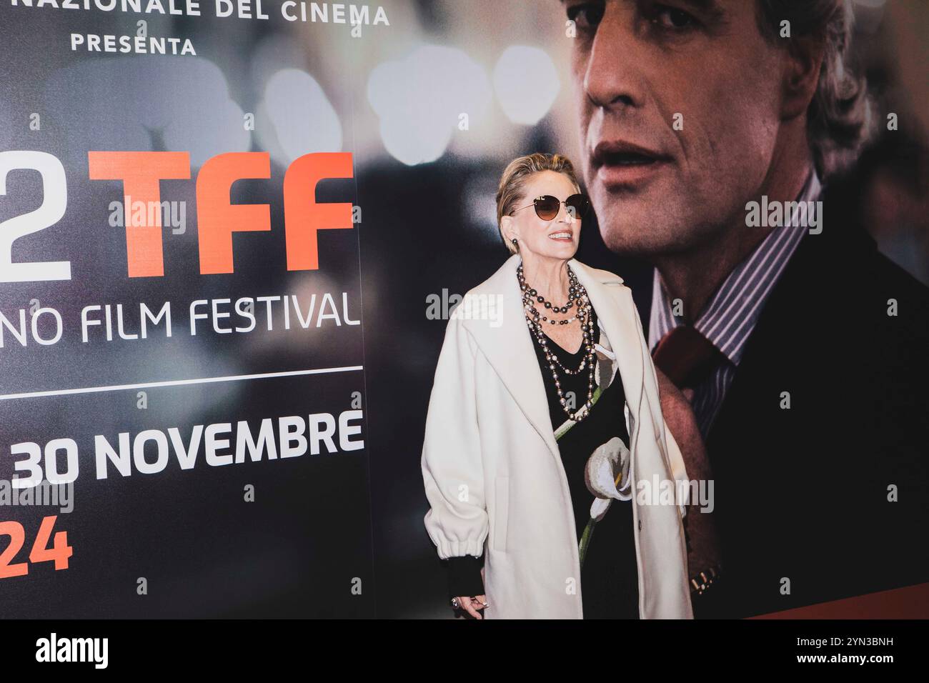 Torino, Italia. 23 novembre 2024. Sharon Stone partecipa alla 42esima edizione di Torino Film Festival a Torin, Italia - domenica 24 novembre 2024 - Cronaca - foto Andrea Alfano/LaPresse Sharon Stone partecipa alla 42esima edizione del Torino Film Festival di Torino, Italia - domenica 24 novembre 2024 - News - Andrea Alfano/LaPresse Credit: LaPresse/Alamy Live News Foto Stock