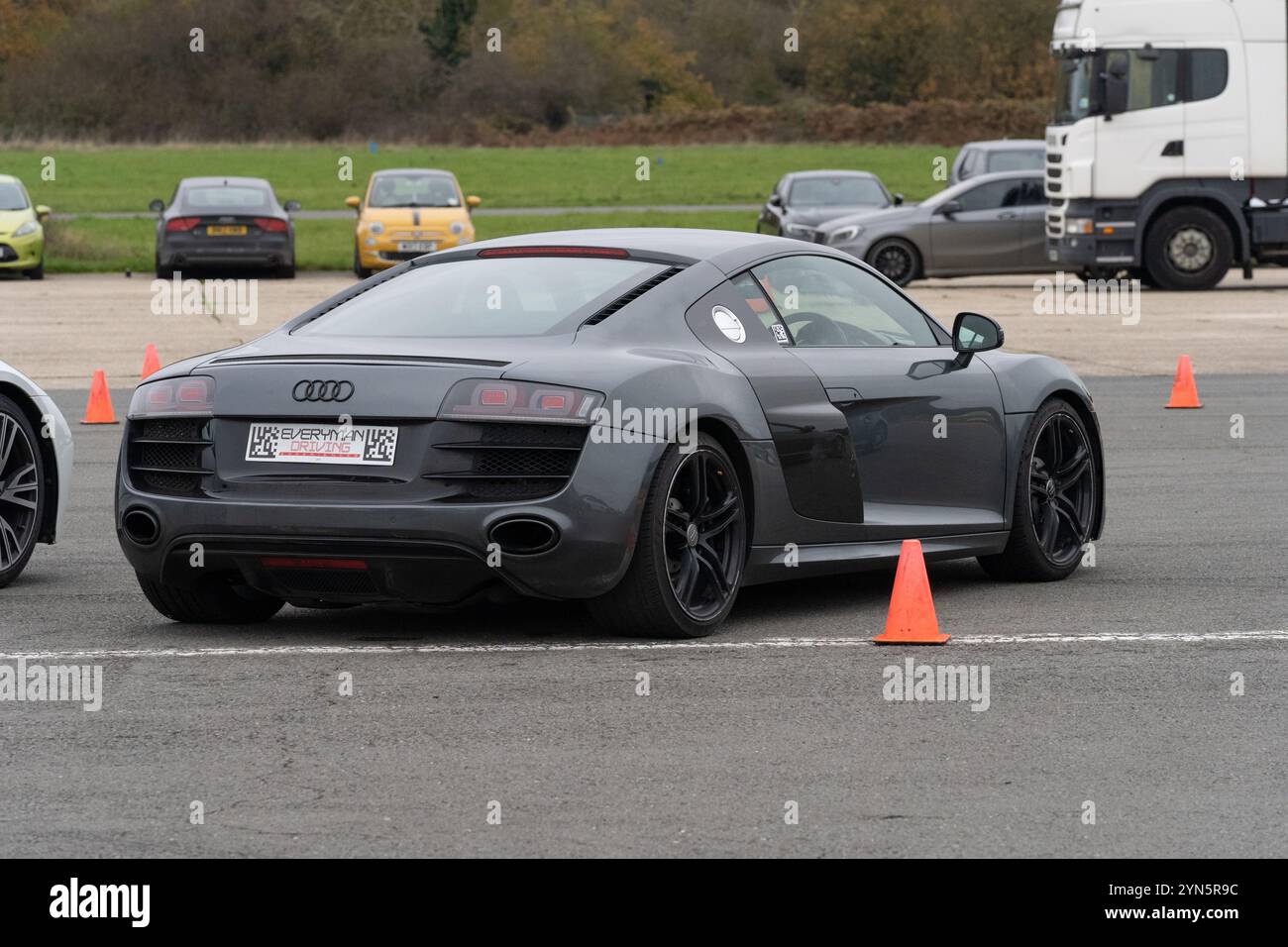 Una supercar audio R8 all'autodromo di Dunsfold, Surrey, Regno Unito. Foto Stock