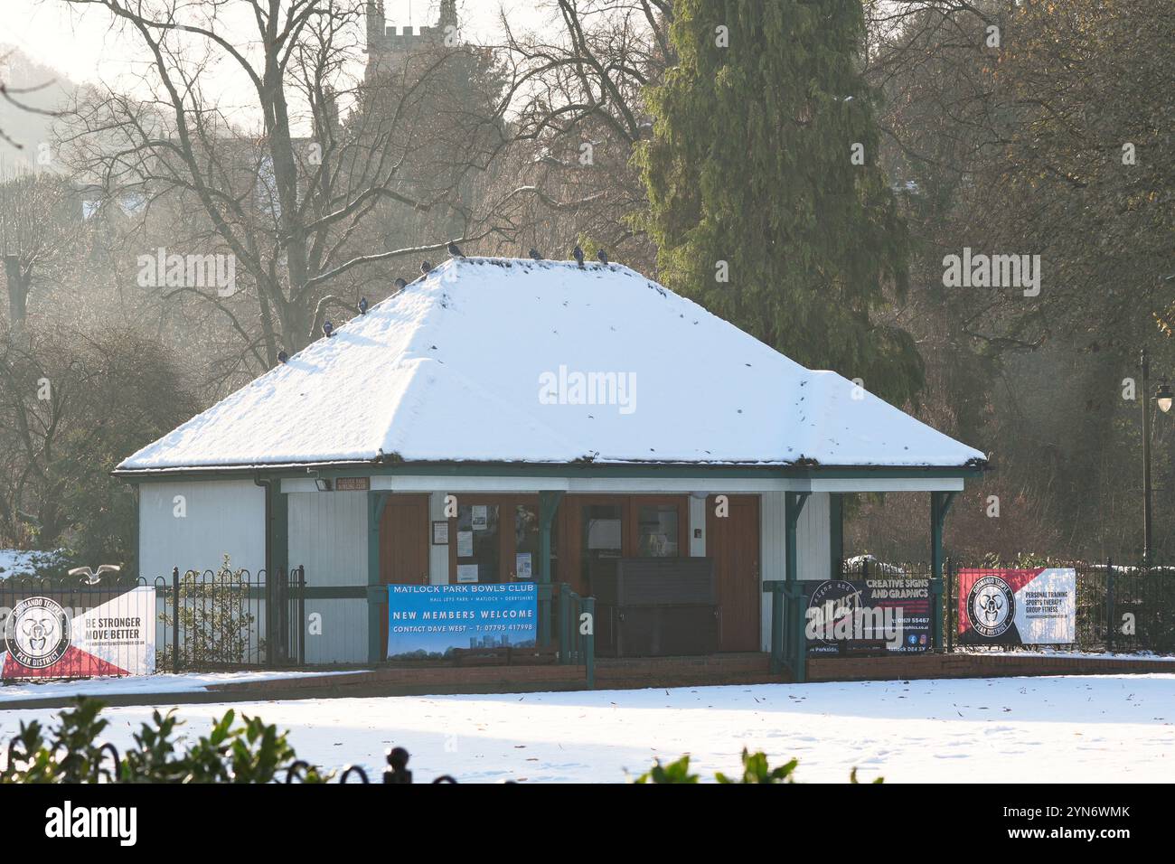 Bowling coperto di neve Foto Stock