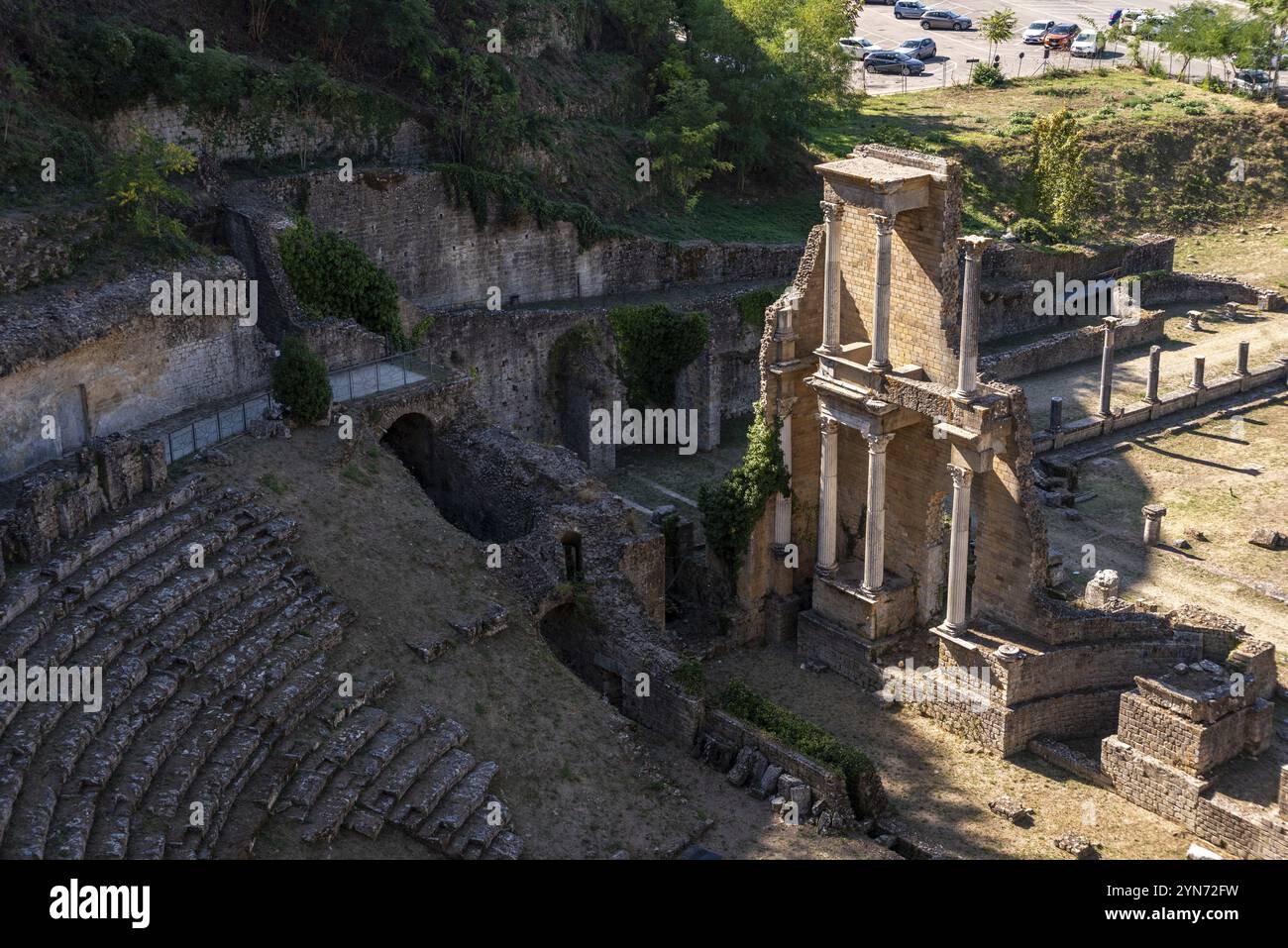 L'antico teatro romano nella città toscana di Volterra, Italia, Europa Foto Stock