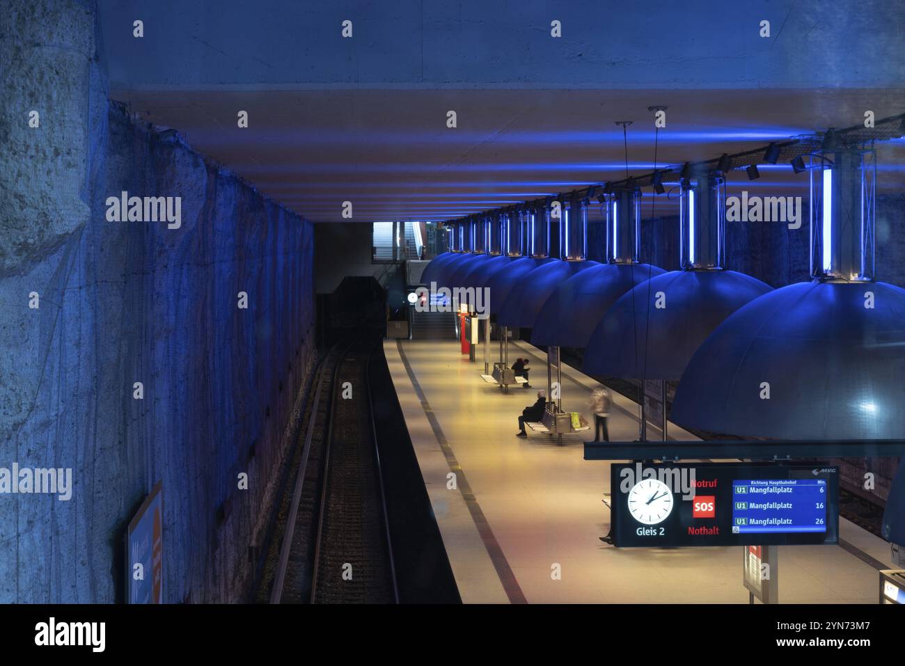 MONACO DI BAVIERA, Germania, GENNAIO 01, 2023, Scenic Subway station Westfriedhof a Monaco di Baviera, Baviera, Germania, Europa Foto Stock