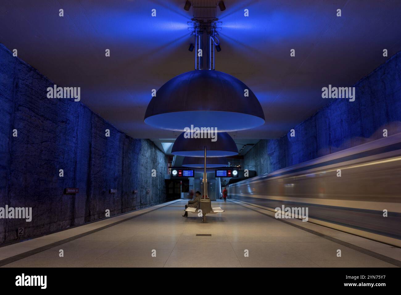 MONACO DI BAVIERA, Germania, GENNAIO 01, 2023, Scenic Subway station Westfriedhof a Monaco di Baviera, Baviera, Germania, Europa Foto Stock