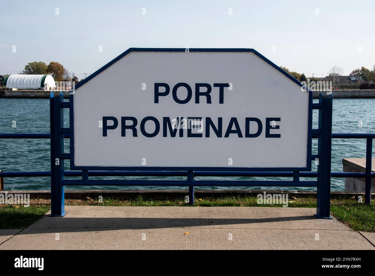 Cartello del parco Port Promenade presso Port Promenade su West Street a Port Colborne, Ontario, Canada Foto Stock