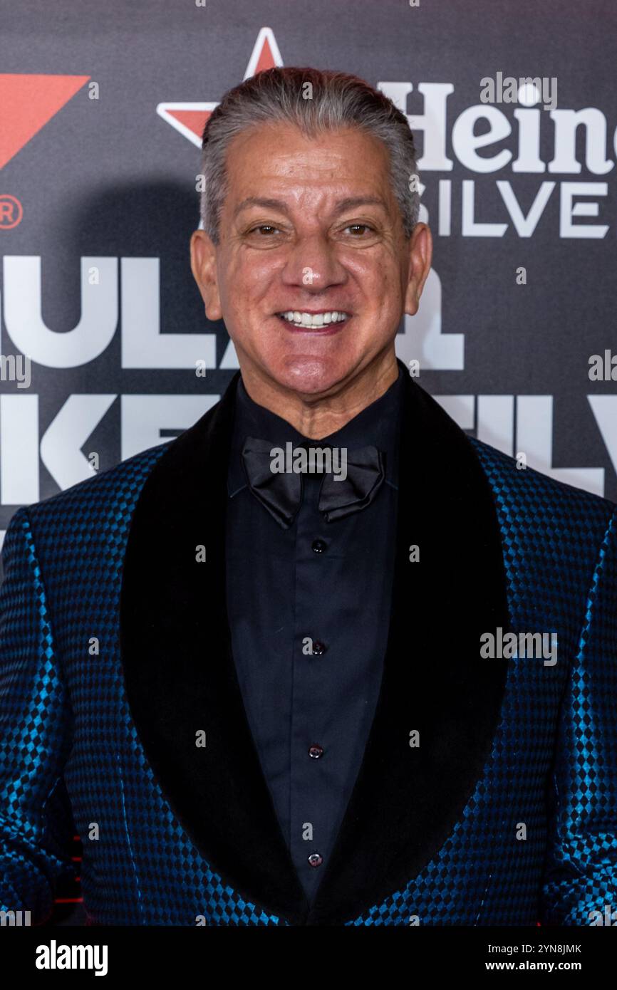 Bruce buffer partecipa alla FORMULA 1 HEINEKEN SILVER LAS VEGAS GRAND PRIX 2024 Red Carpet all'F1 Paddock di Las VEGAS, Nevada, il 23 novembre 2024. (Foto di Travis P Ball/Sipa USA) Foto Stock