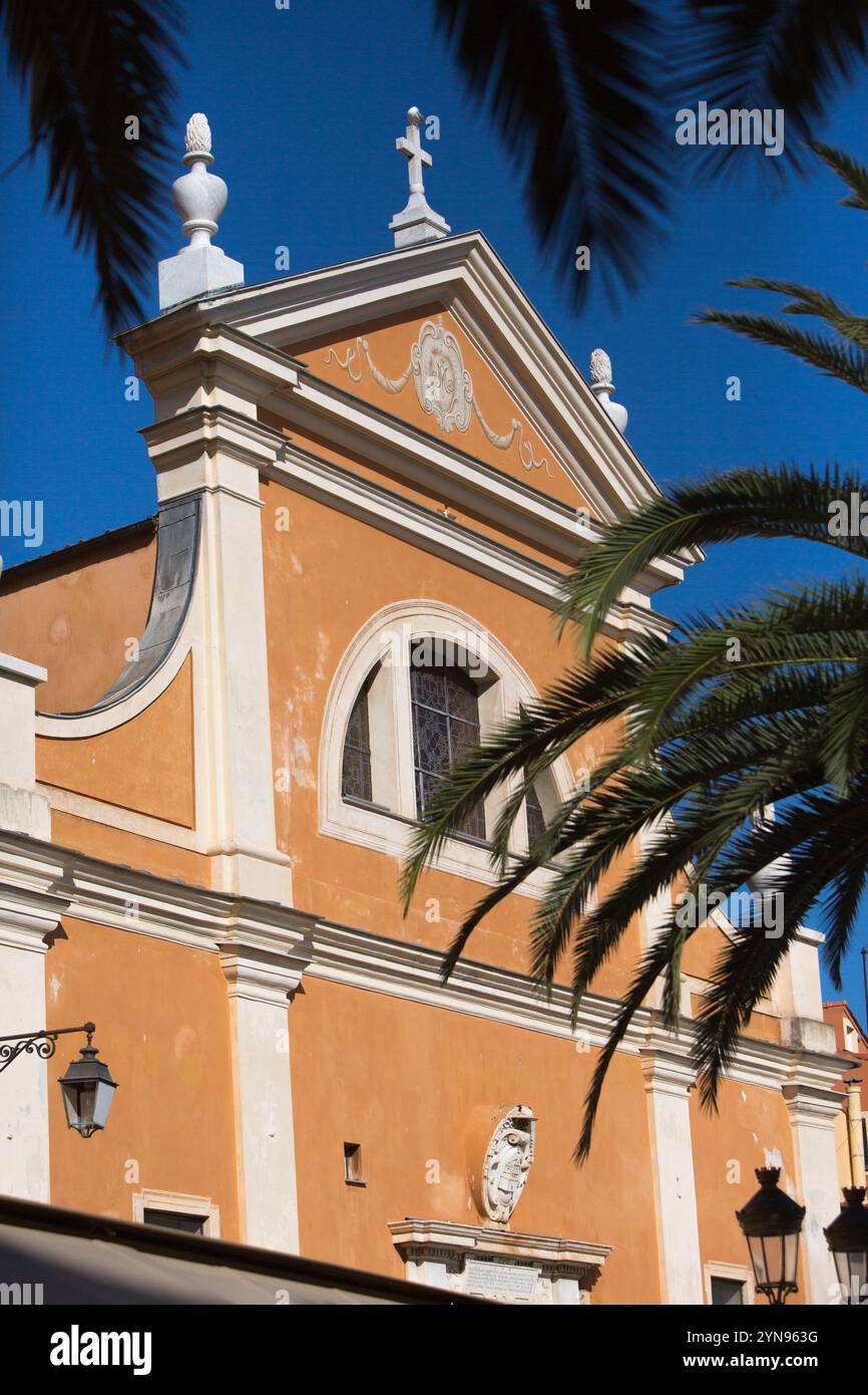 FRANCIA. CORSE DU SUD (2A) AJACCIO. CATTEDRALE DI NOTRE-DAME DE L'ASSOMPTION O SANTA MARIA ASSUNTA DI D'AJACCIO, SITUATA NELLA CITTÀ DI GENOVA, ERA INAUGOR Foto Stock