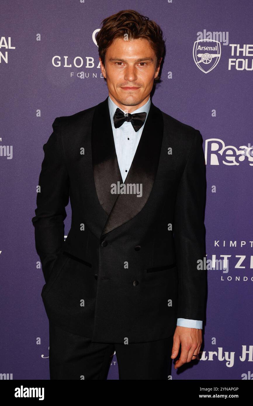 Londra, Regno Unito. 28 ottobre 2024. Oliver Cheshire partecipa al Global Gift Gala 2024 tenutosi al Kimpton Fitzroy Hotel, Londra. (Foto di Mario Mitsis/SOPA Images/Sipa USA) credito: SIPA USA/Alamy Live News Foto Stock