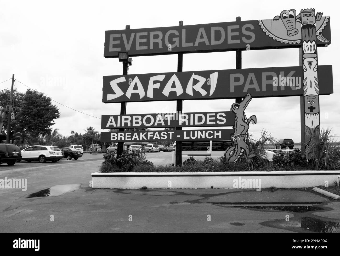 Cartello per le gite in idroscivolante al Safari Park di Everglades, Florida, Stati Uniti. Foto Stock