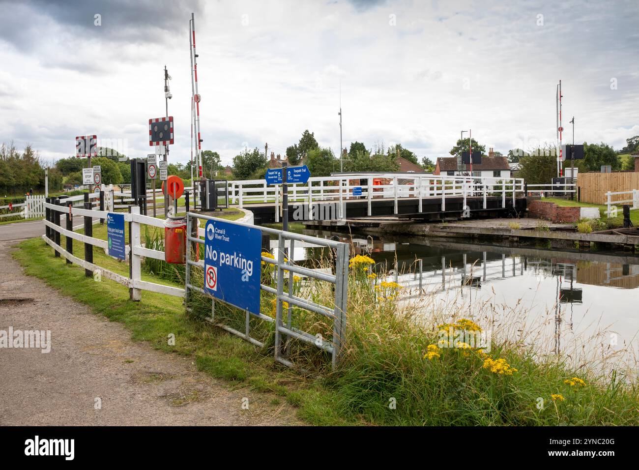Regno Unito, Inghilterra, Gloucestershire, vale of Berkeley, Purton, Gloucester e Sharpness Canal, ponte girevole inferiore Foto Stock