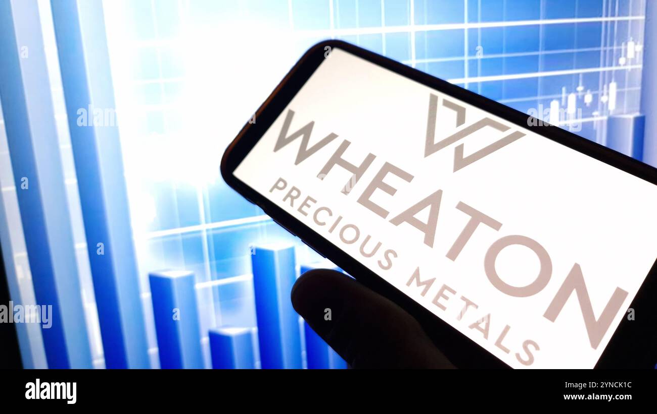 Konskie, Polonia - 24 novembre 2024: Logo aziendale Wheaton Precious Metals visualizzato sul cellulare Foto Stock