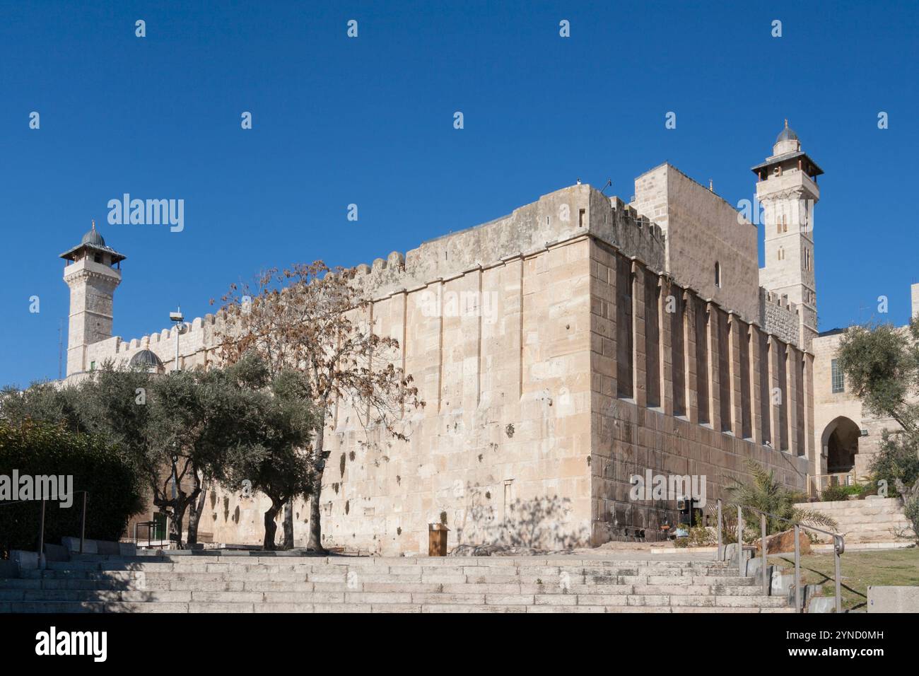 La Moschea di Ibrahim, la Grotta di Machpela chiamata anche Tomba degli antenati o Grotta dei Patriarchi a Hebron, in Palestina Foto Stock