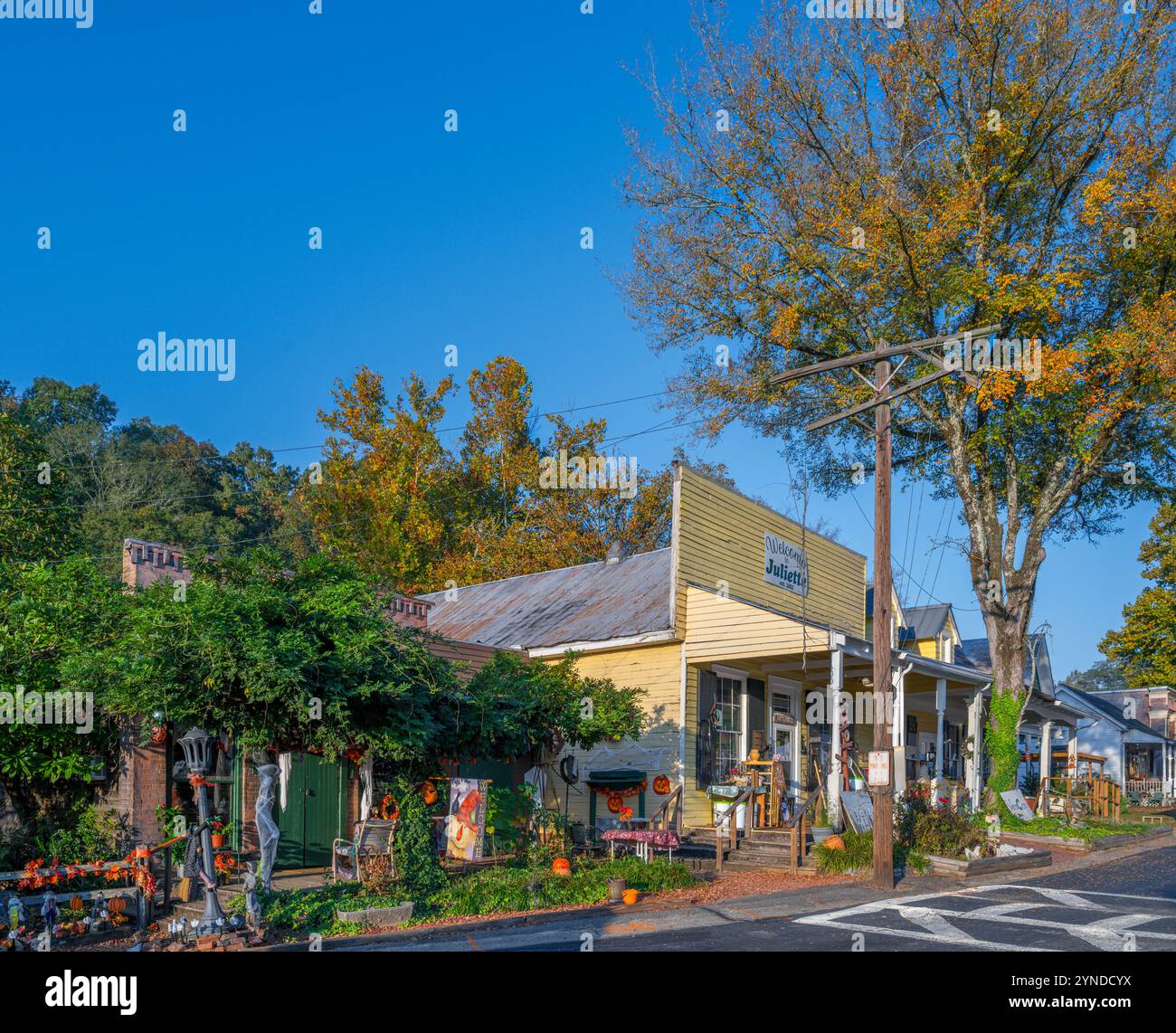 Negozi su McCrackin Street, juliette, Georgia, Stati Uniti. La città è stata l'ambientazione del film del 1991 "pomodori verdi fritti" Foto Stock