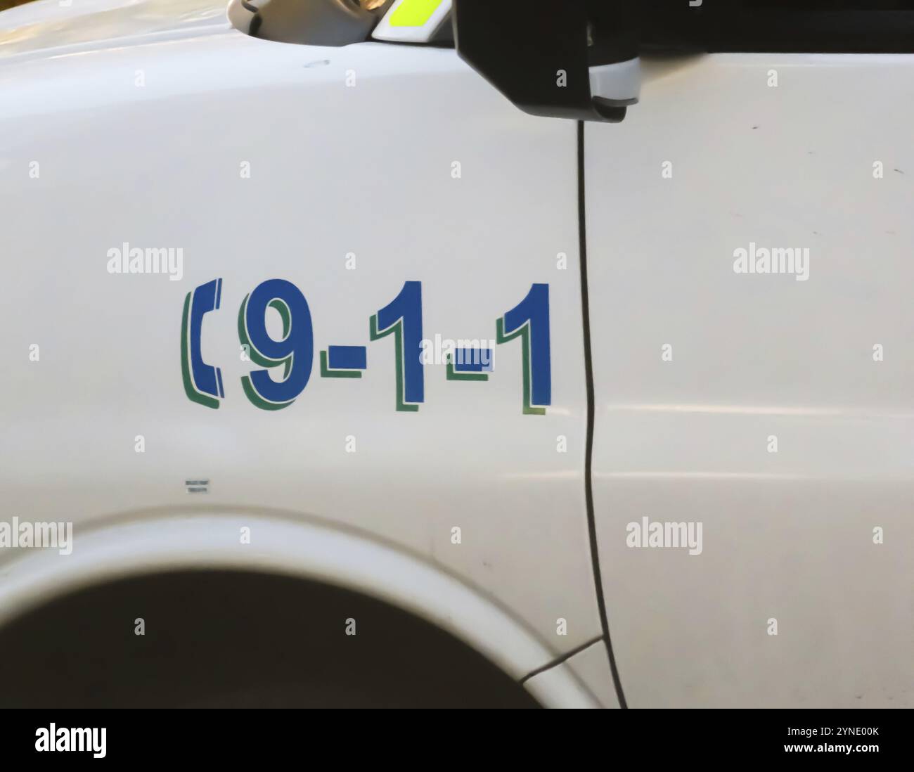 Calgary, Alberta, Canada. 8 ottobre 2023. Primo piano di un veicolo di emergenza 911 Foto Stock