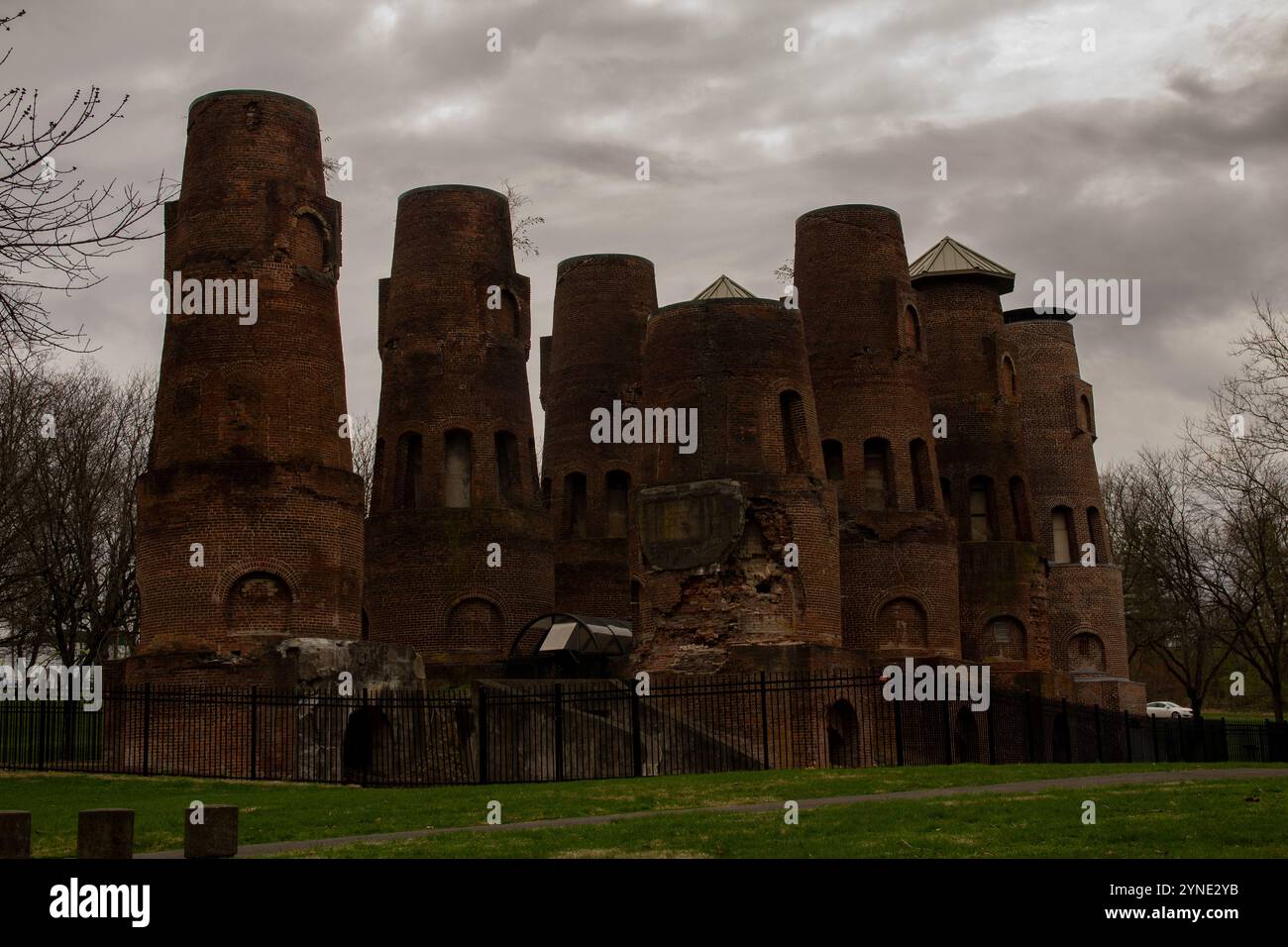 Forno cementificio abbandonato Foto Stock