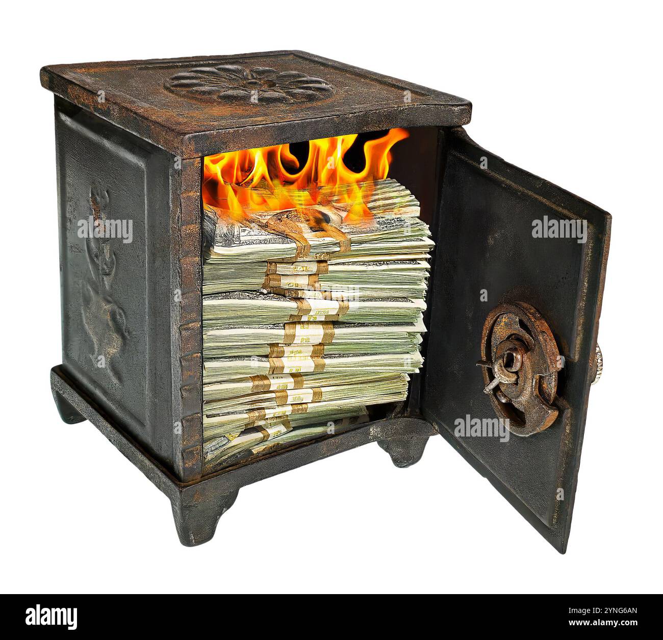 Vecchio deposito bancario d'epoca aperto o sicuro per tenere soldi e ricchezza pieni di soldi bruciati per mostrare soldi da bruciare Foto Stock