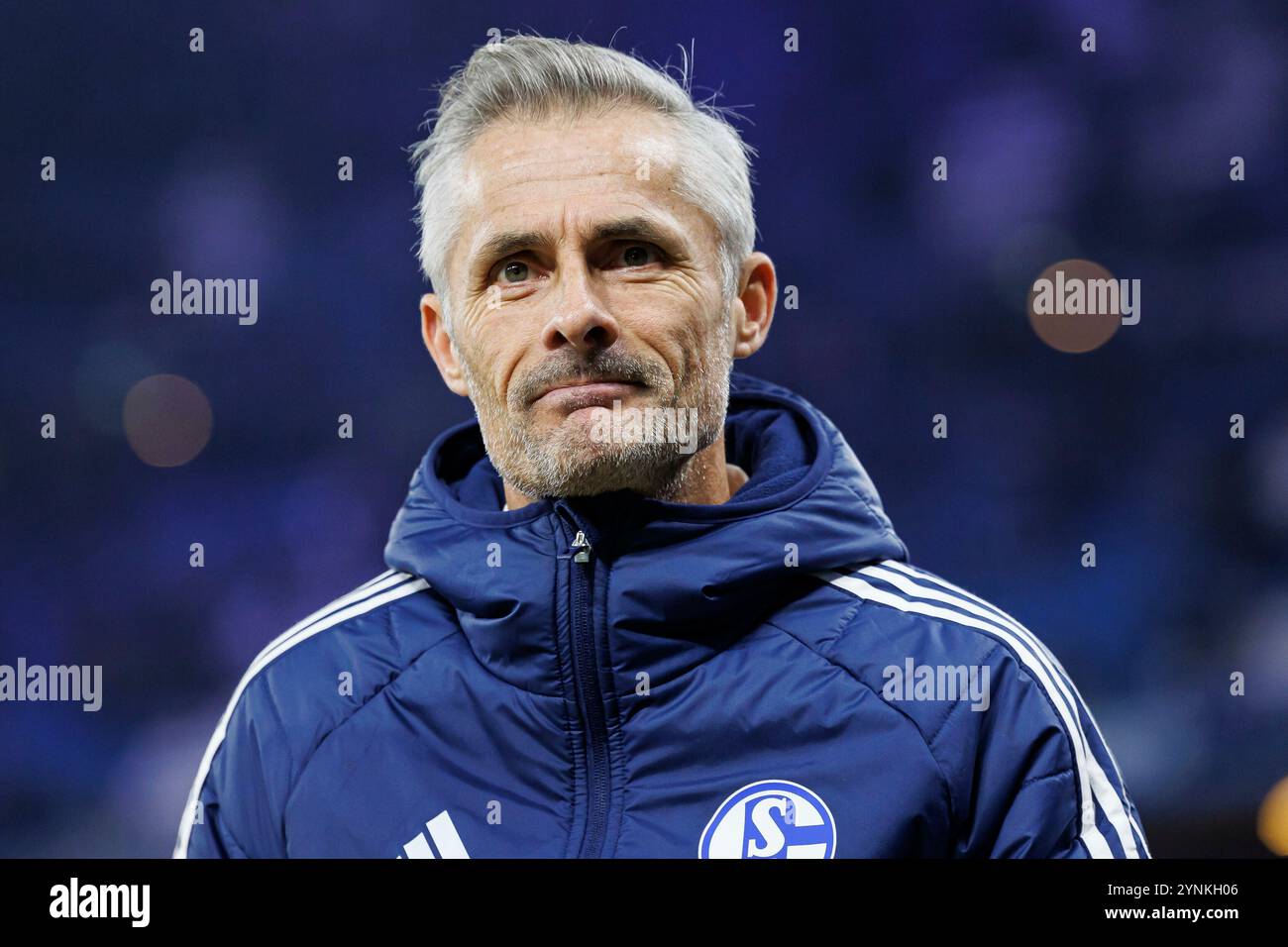 Firo: 23 novembre 2024, calcio, calcio, 2a lega, 2a Bundesliga, stagione 2024/2025, HSV Hamburg Hamburg Hamburg - Schalke 04 coach Kees van Wonderen (FC Schalke 04) ritratto, Foto Stock