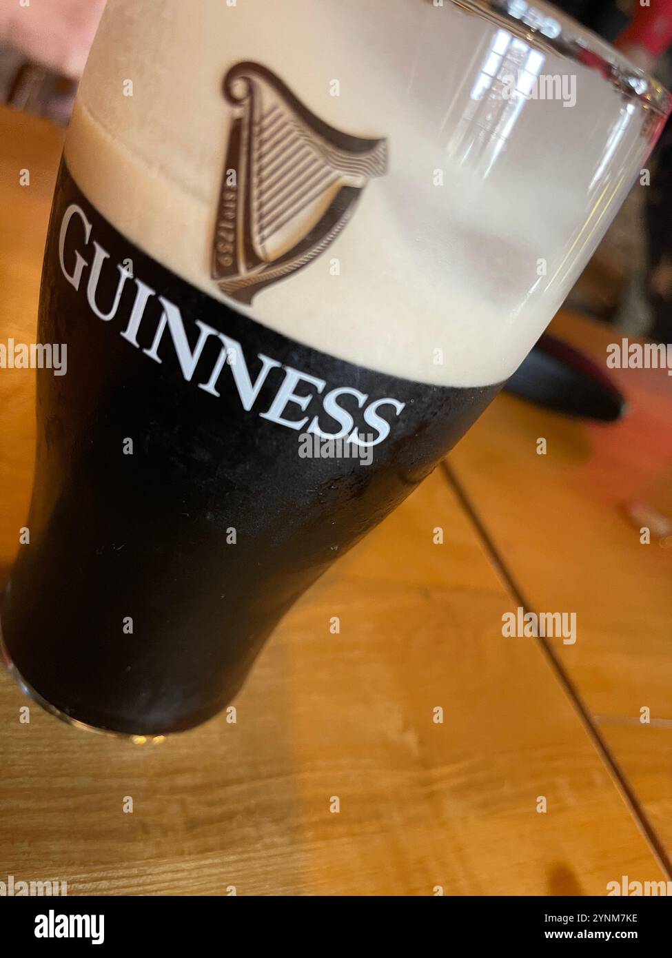 La pinta di Guinness - Immagine stock catturata con smartphone