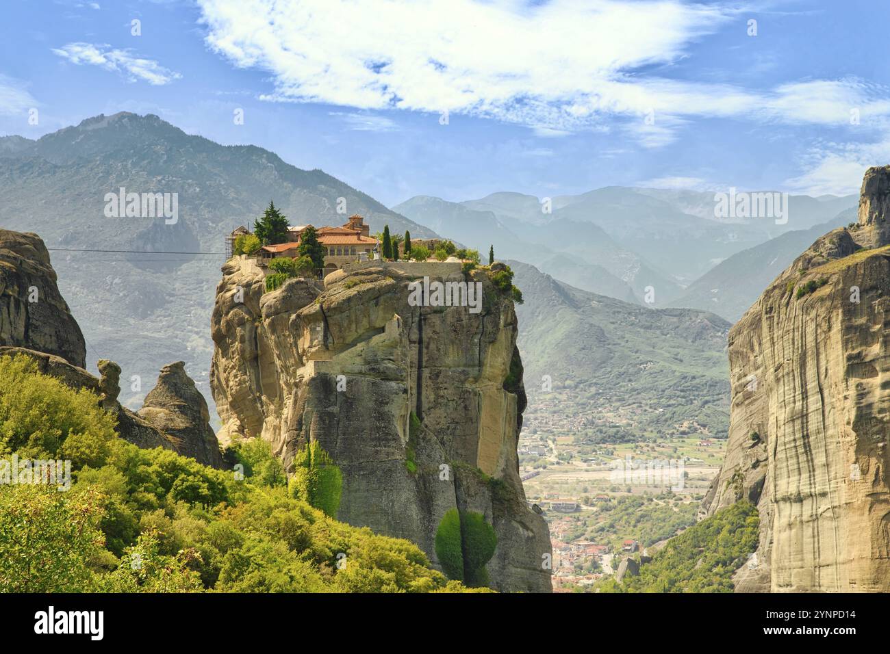 Monastero della Santissima Trinità fotografato in una giornata di sole Foto Stock