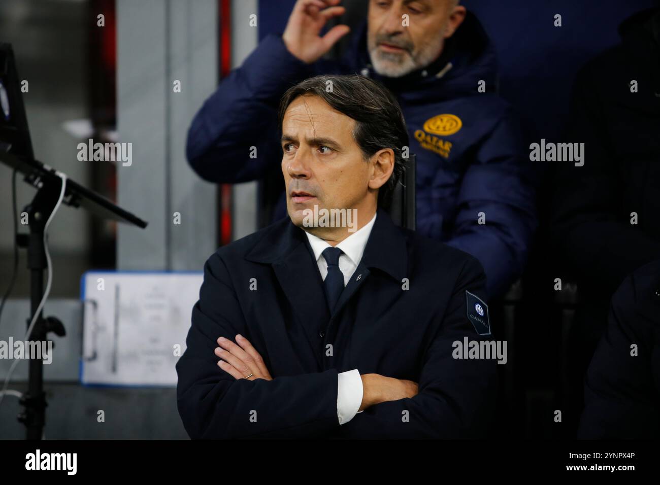 Milano, Italia. 26 novembre 2024. Simone Inzaghi Manager dell'Inter FC durante la UEFA Champions League 2024/25, partita di calcio tra FC Inter e RB Leipzig il 26 novembre 2024 allo Stadio San Siro '' Giuseppe Meazza'' di Milano, Italia, credito: Nderim Kaceli/Alamy Live News Foto Stock