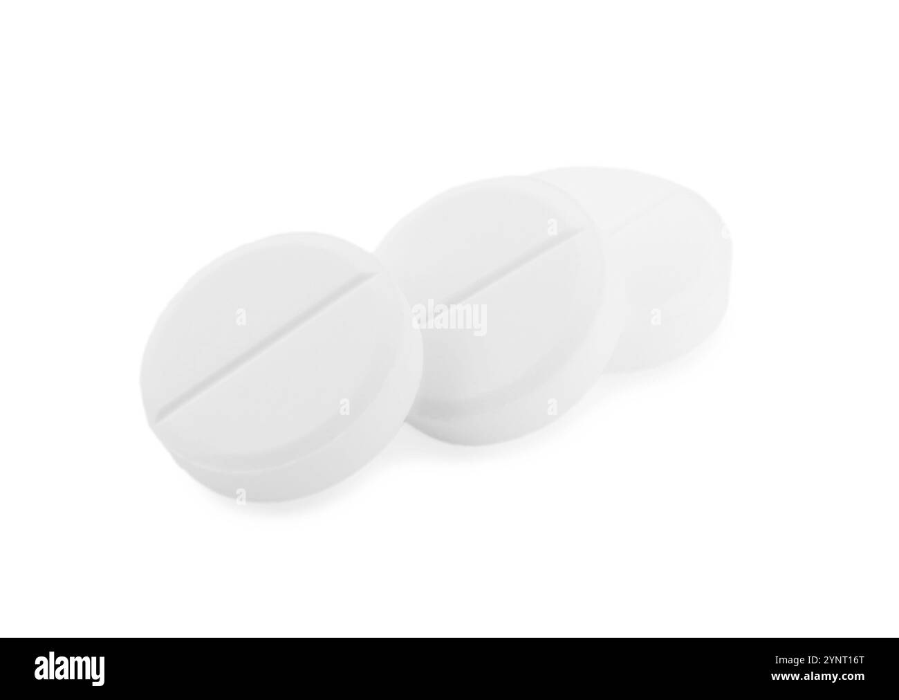 Pillole antibiotiche isolate su bianco. Trattamento medico Foto Stock