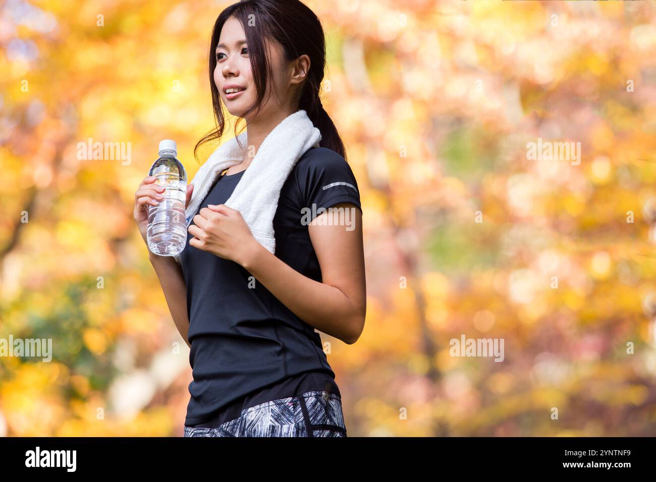 Donna in abbigliamento sportivo Foto Stock
